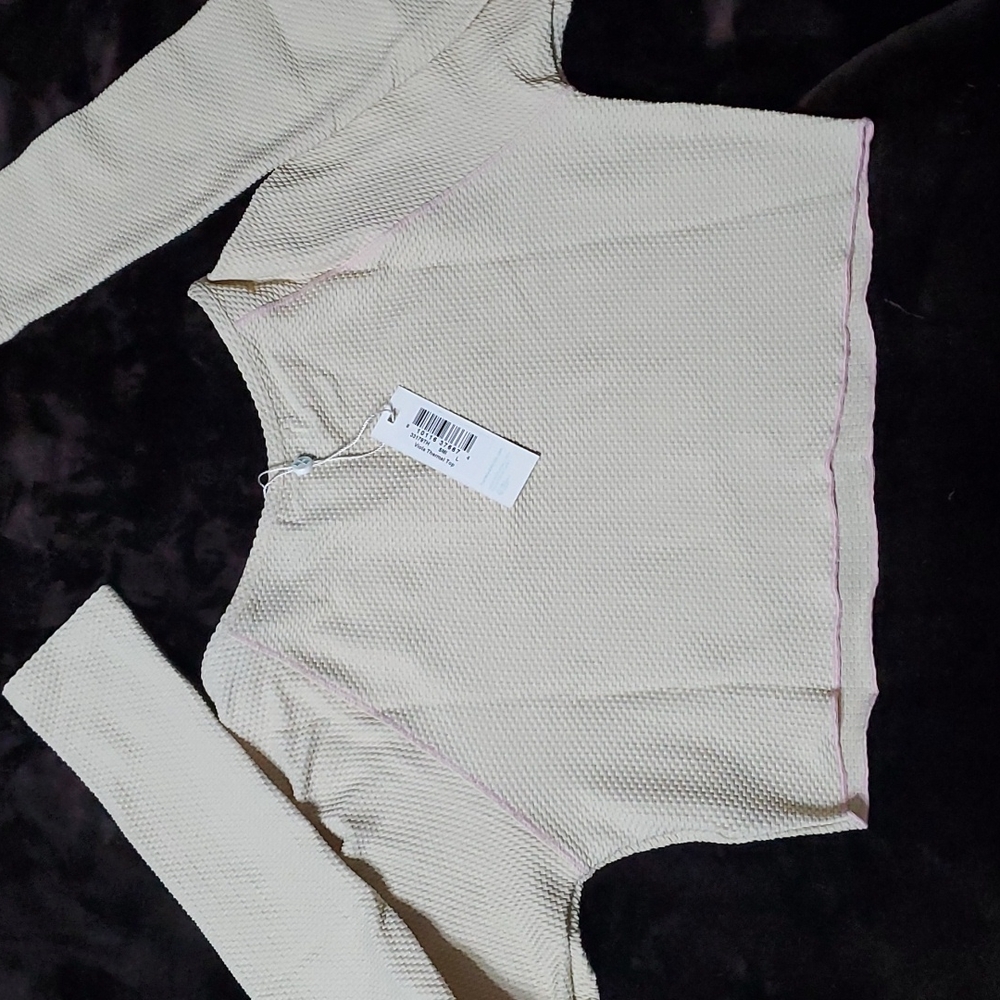 Victoria Secret - Picture 6 of 7